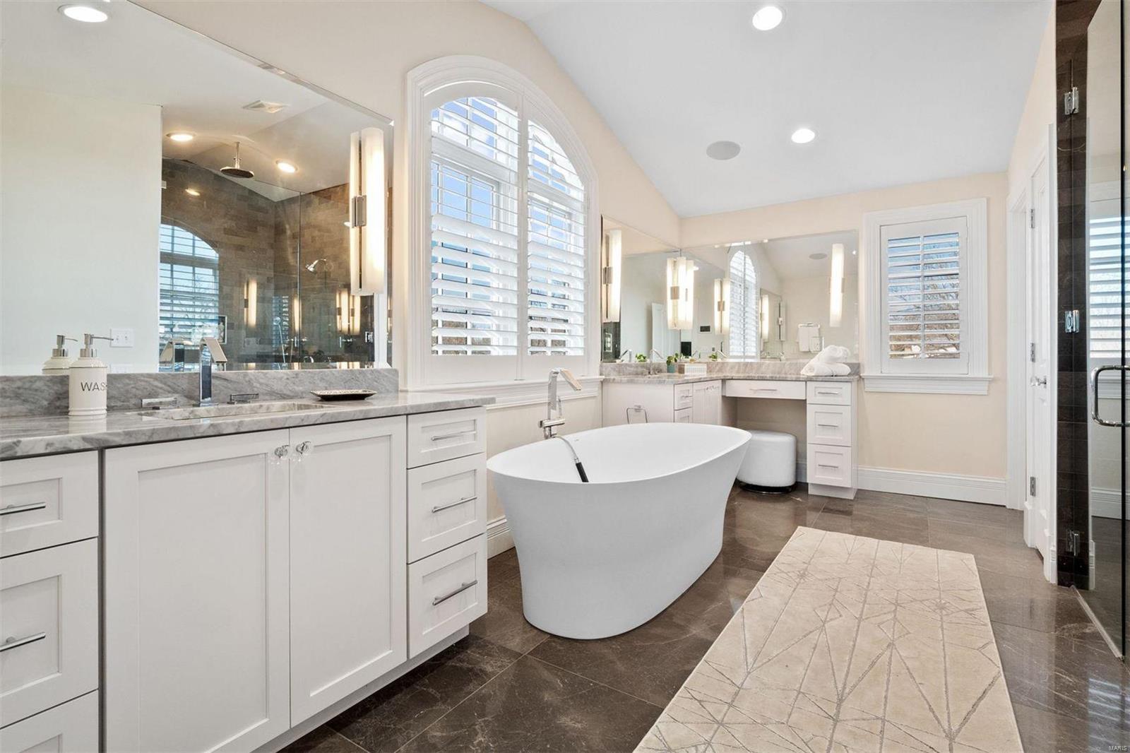 Clayton Gardens 2 - Residential