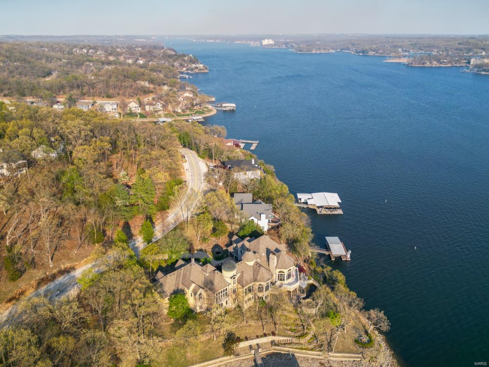 FOUE SEASONS - Residential