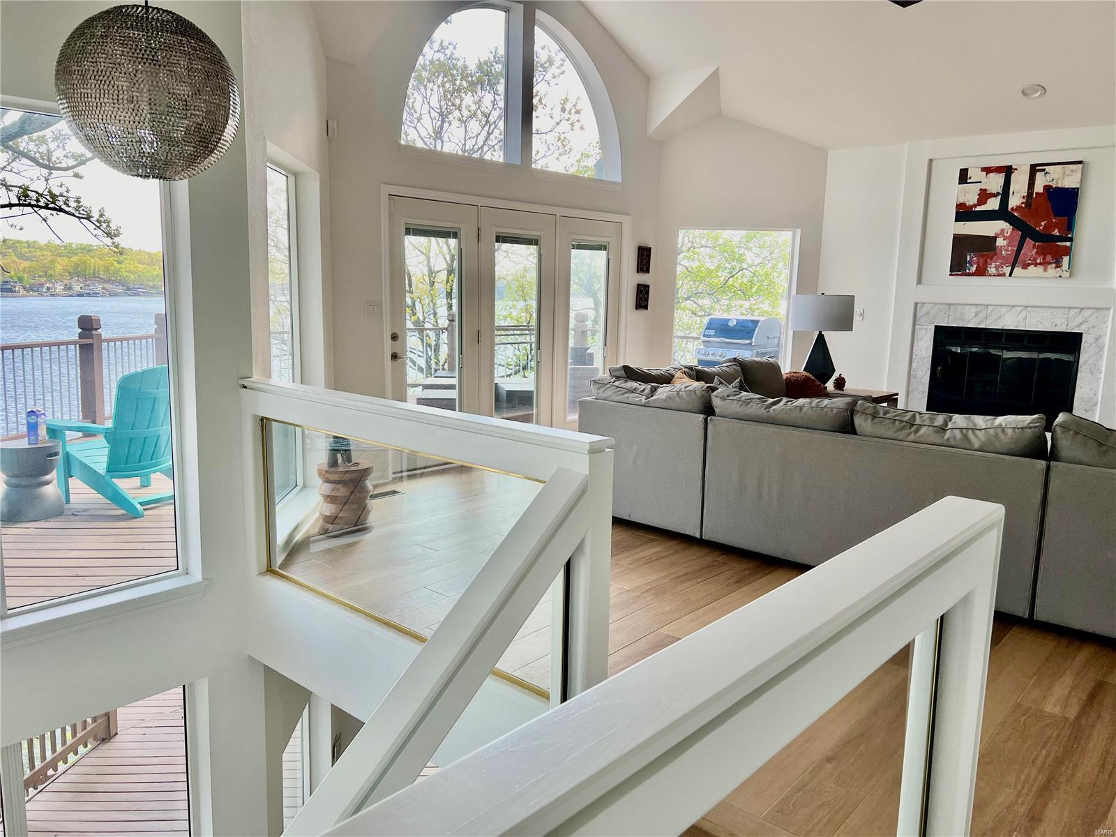 FOUE SEASONS - Residential