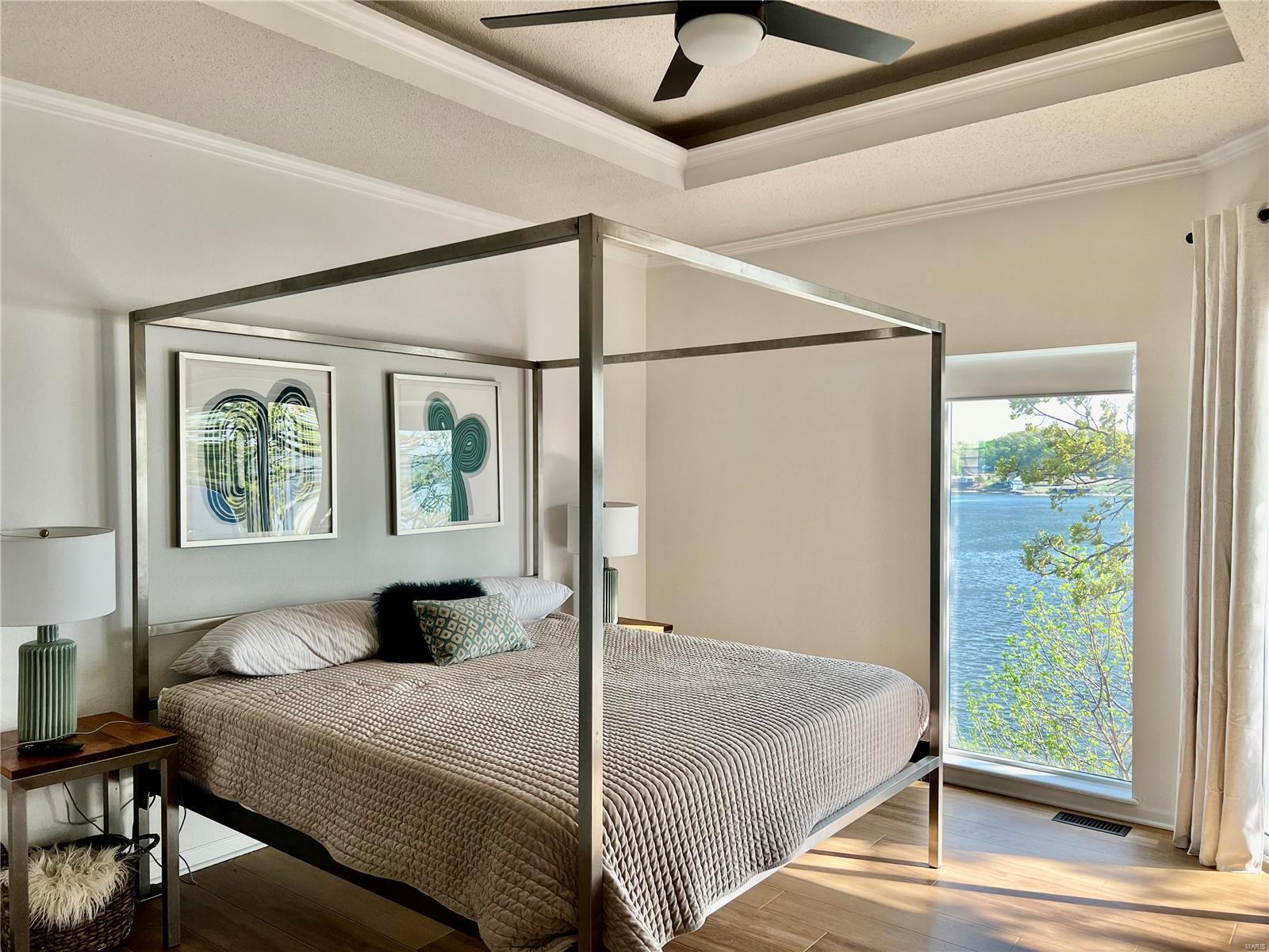 FOUE SEASONS - Residential