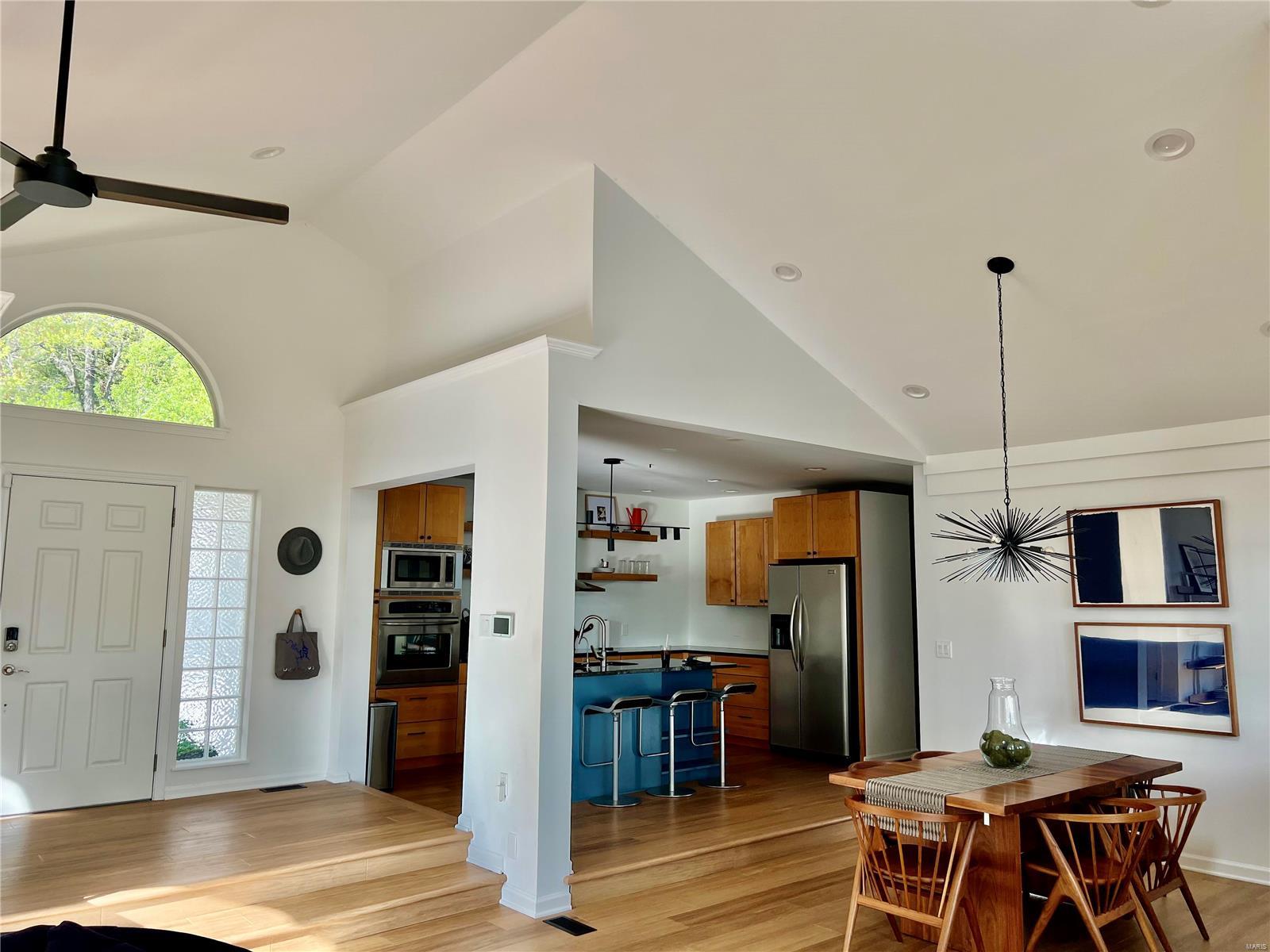 FOUE SEASONS - Residential