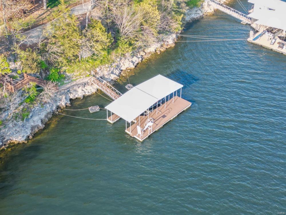 FOUE SEASONS - Residential