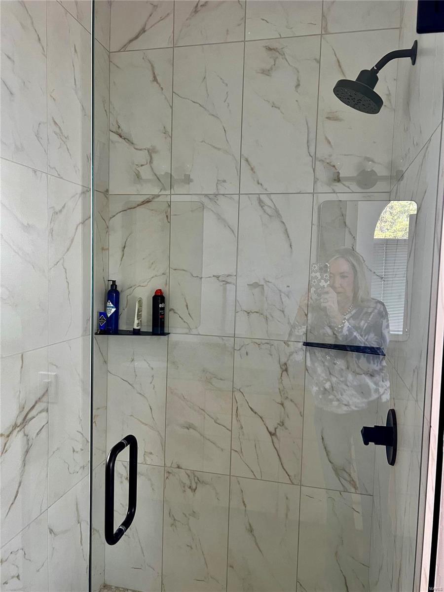 FOUE SEASONS - Residential