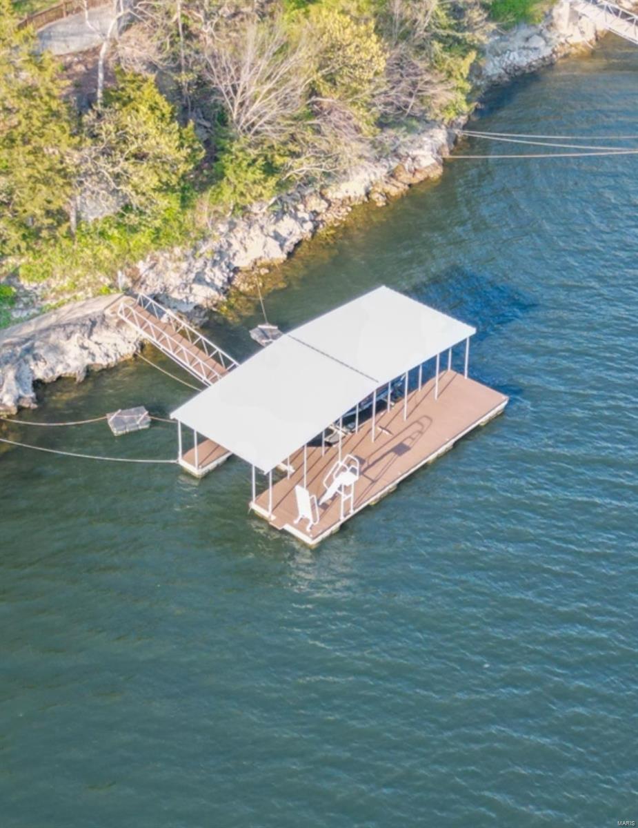 FOUE SEASONS - Residential