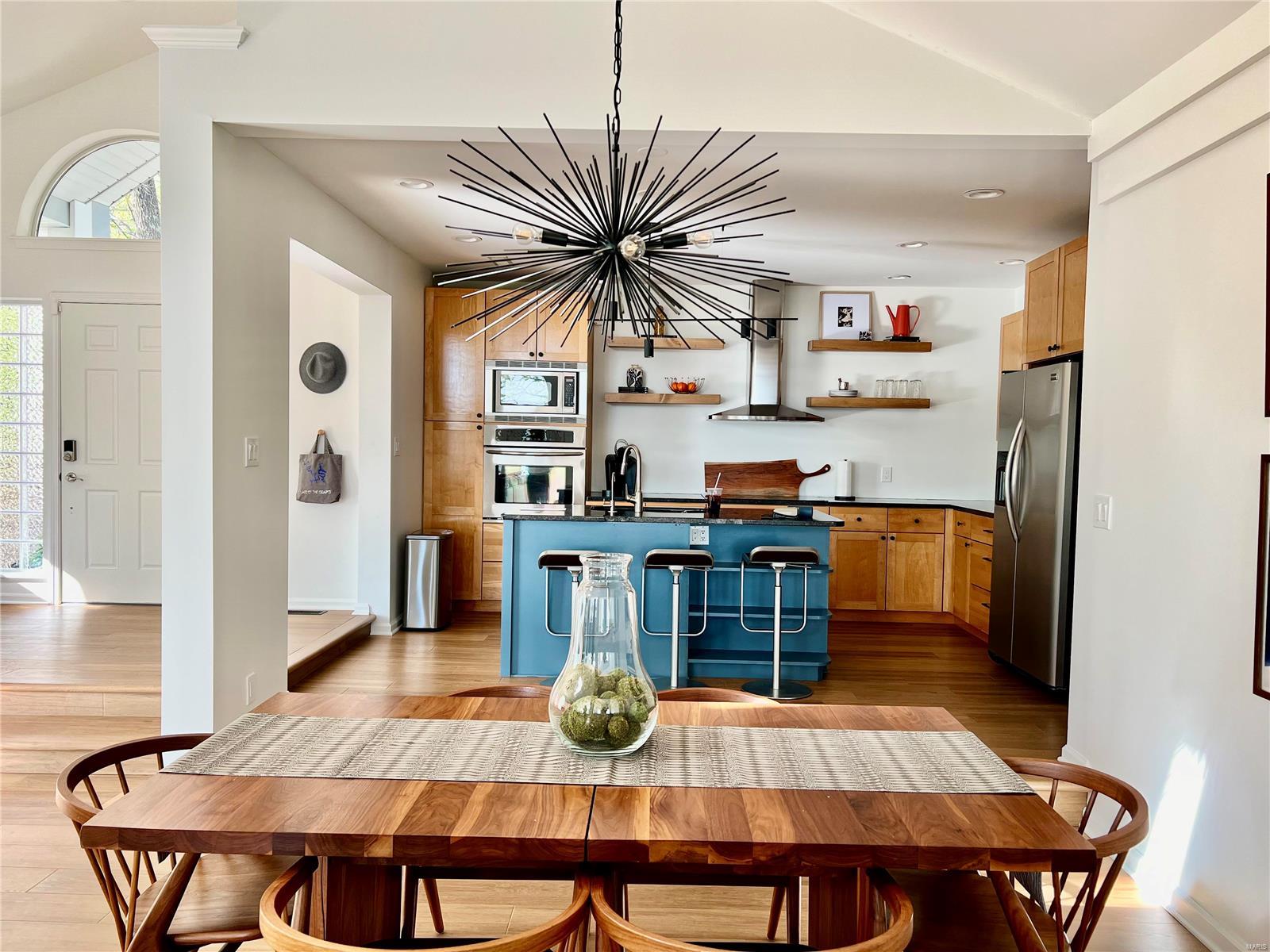 FOUE SEASONS - Residential