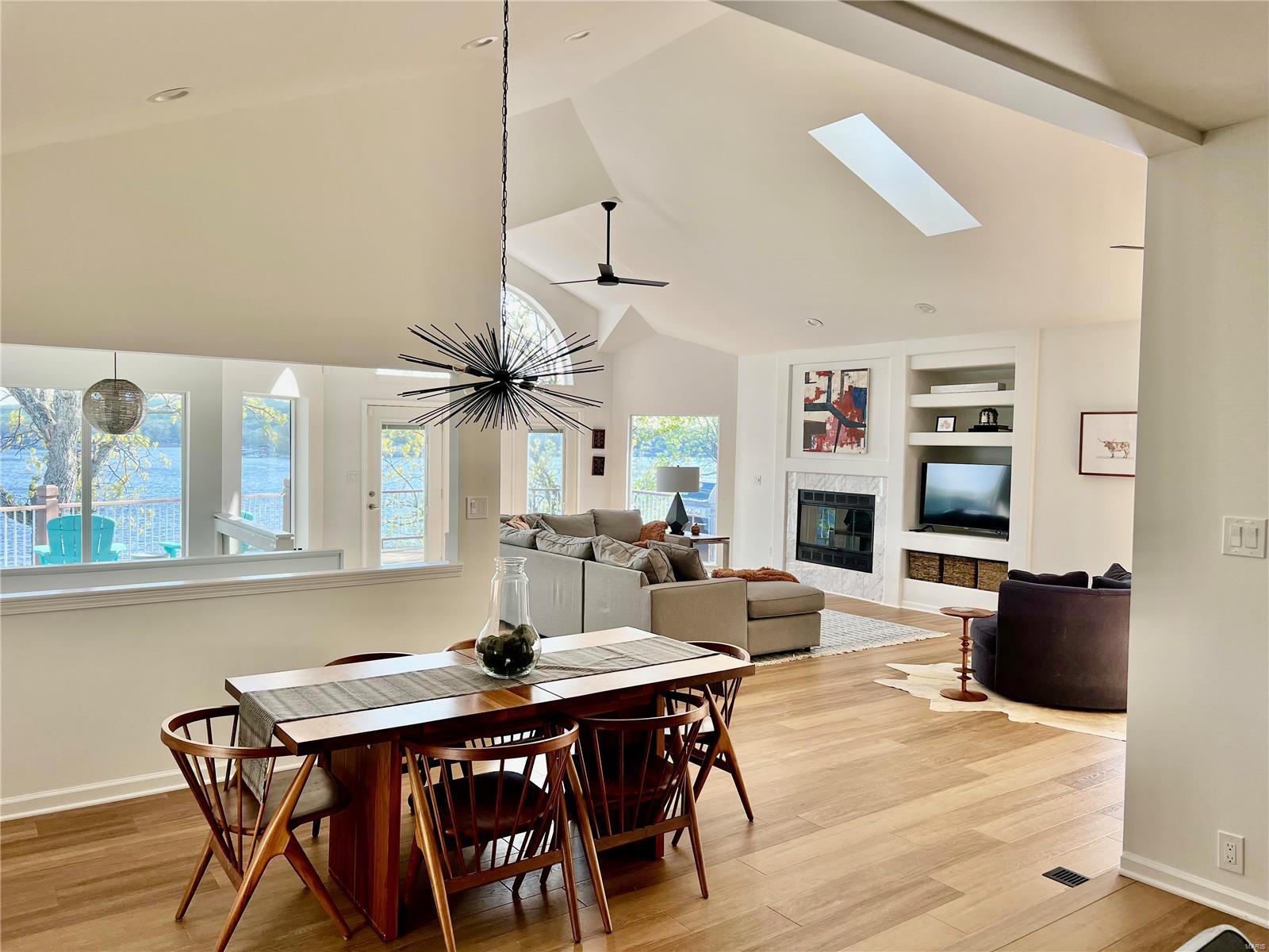 FOUE SEASONS - Residential