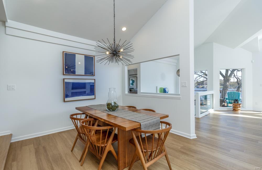 FOUE SEASONS - Residential