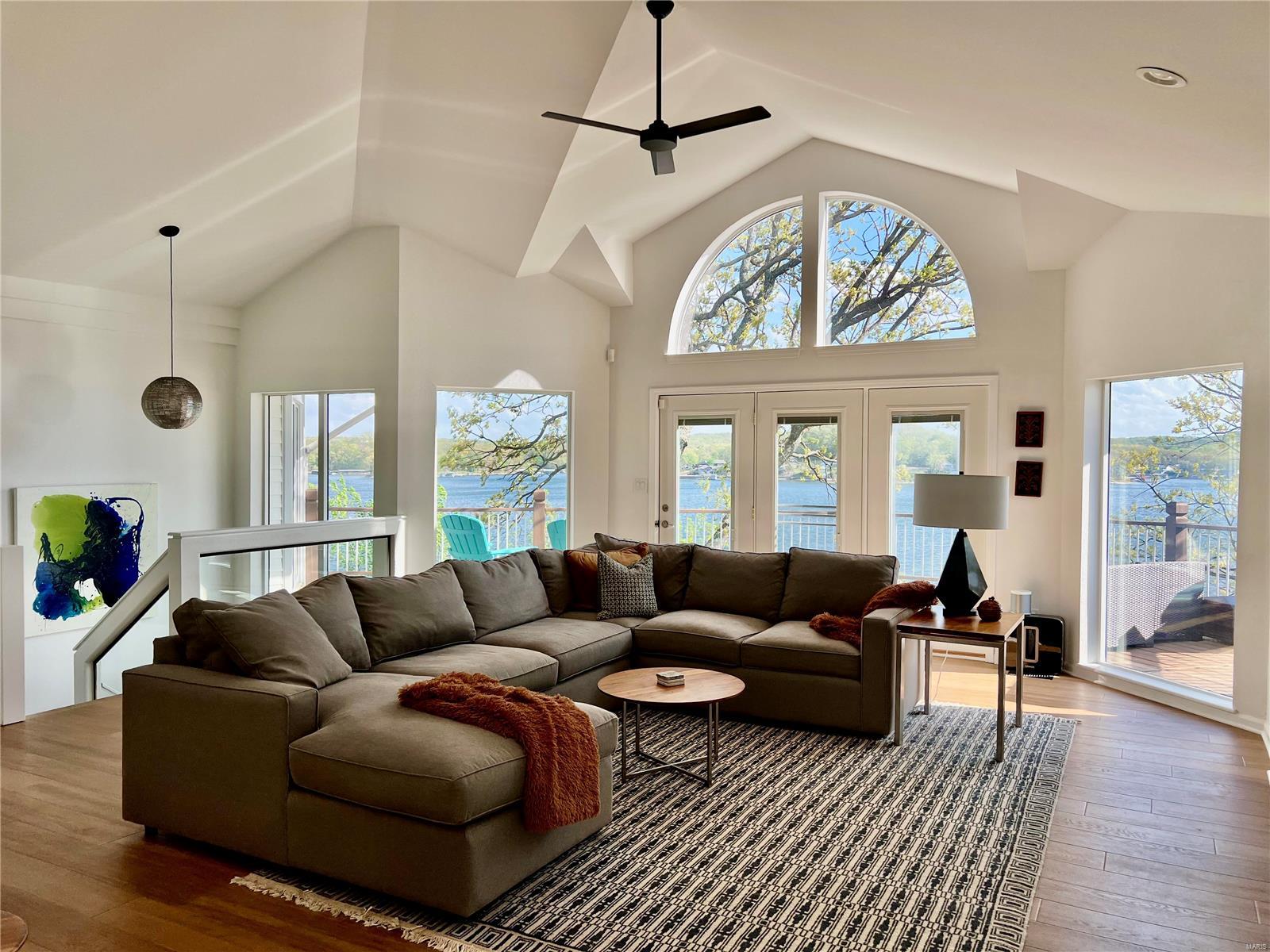 FOUE SEASONS - Residential