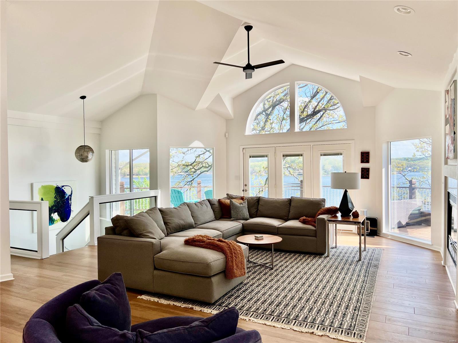 FOUE SEASONS - Residential