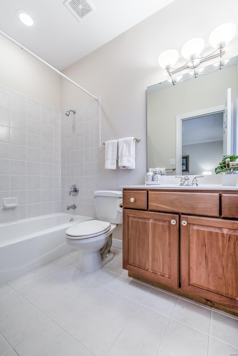 Country Life Acres Add - Residential