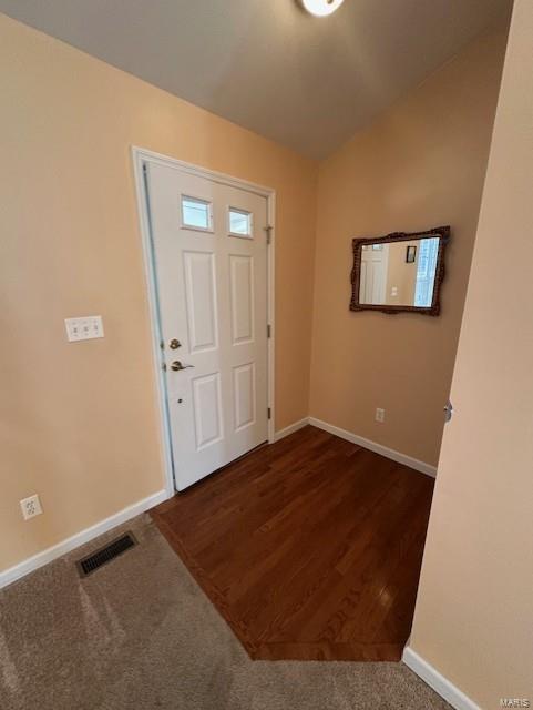 Bridgeton, Missouri 63044, United States, 2 Bedrooms Bedrooms, ,3 BathroomsBathrooms,Residential,Pending,28455