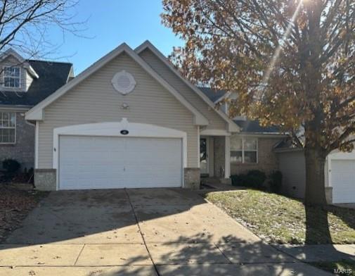 Bridgeton, Missouri 63044, United States, 2 Bedrooms Bedrooms, ,3 BathroomsBathrooms,Residential,Pending,28455