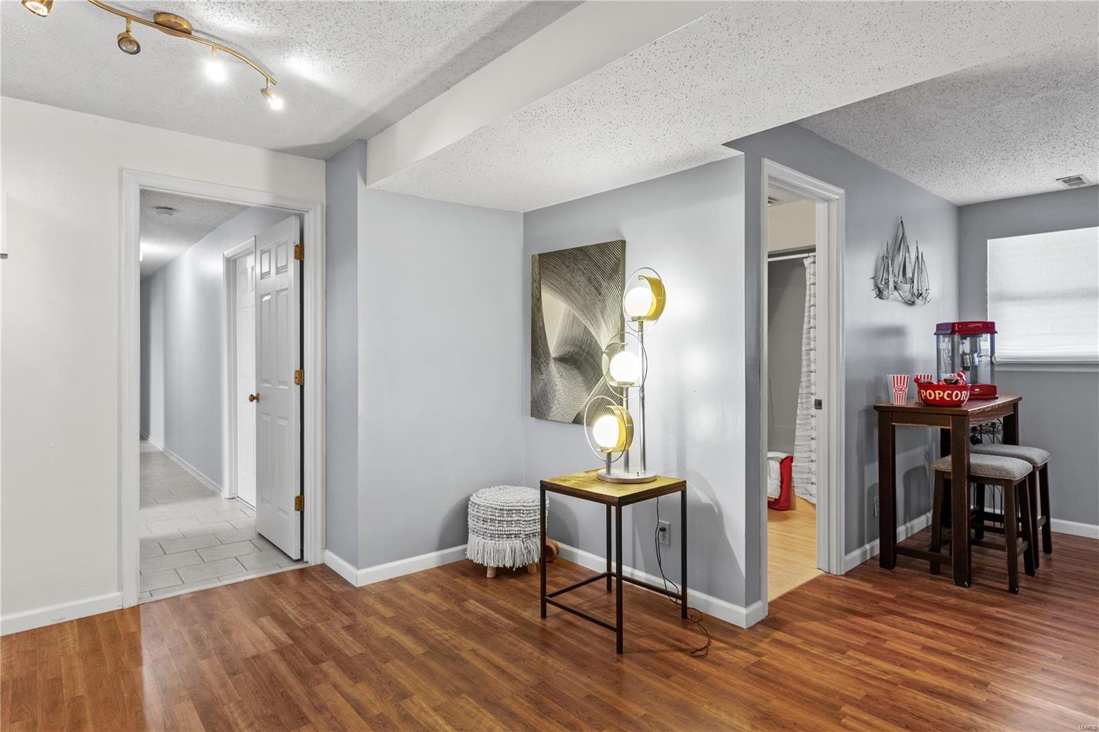 Florissant, Missouri 63033, United States, 5 Bedrooms Bedrooms, ,3 BathroomsBathrooms,Residential,Coming Soon,94530