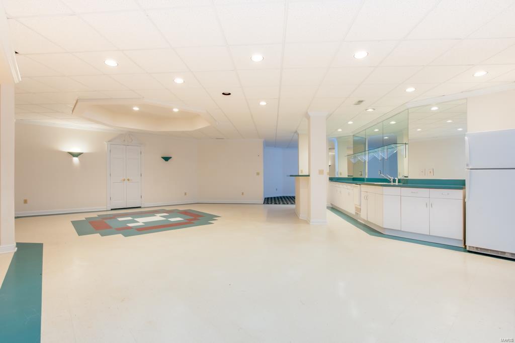 Hamptons The - Residential