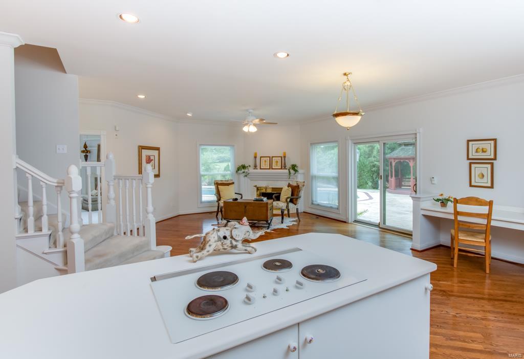 Hamptons The - Residential