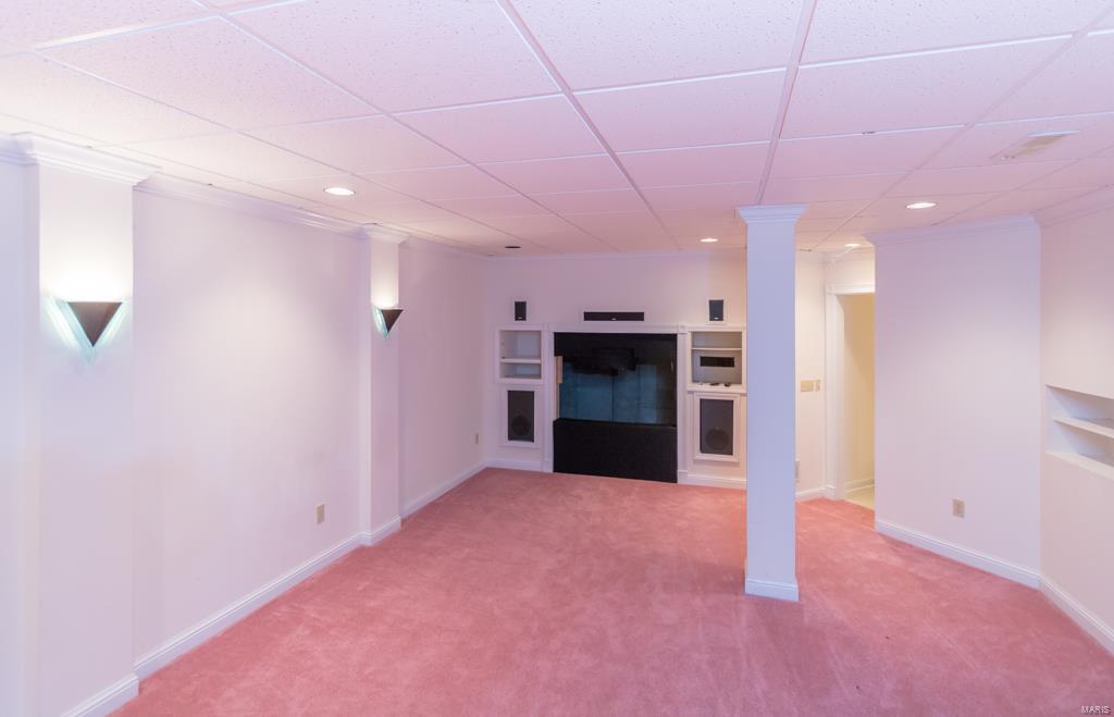 Hamptons The - Residential