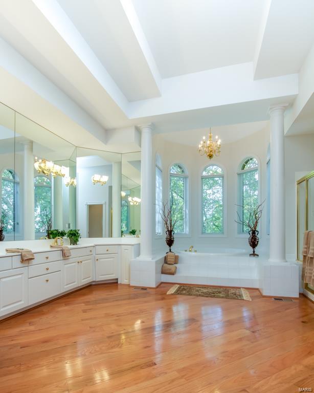 Hamptons The - Residential