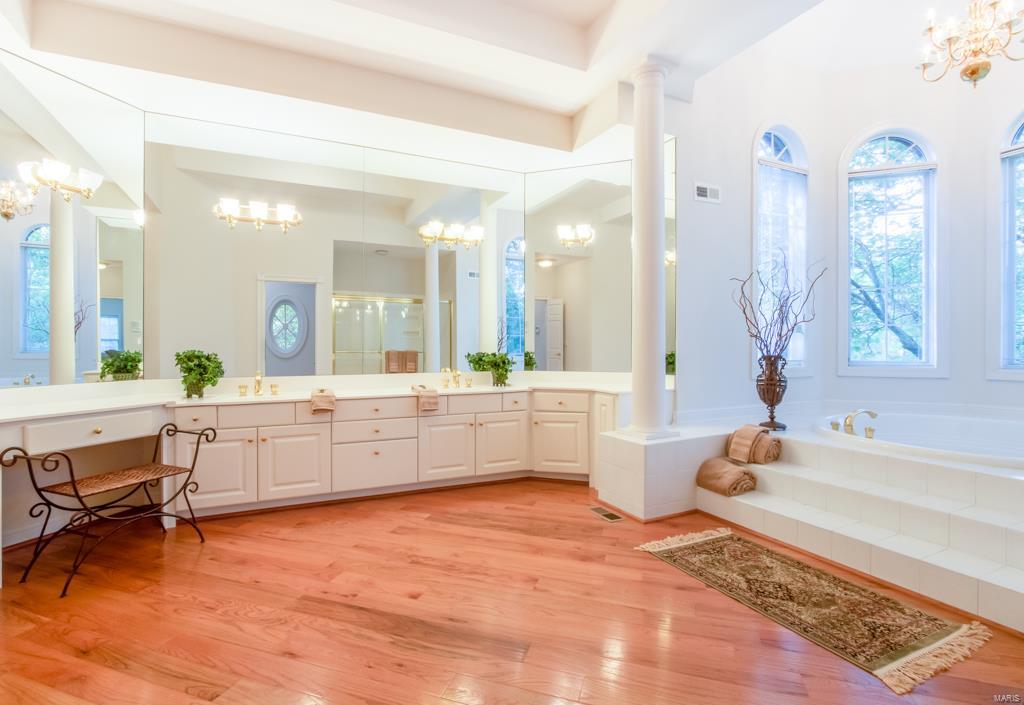 Hamptons The - Residential