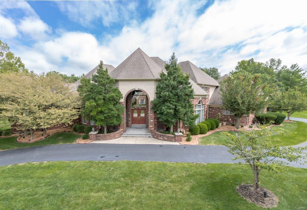 Hamptons The - Residential