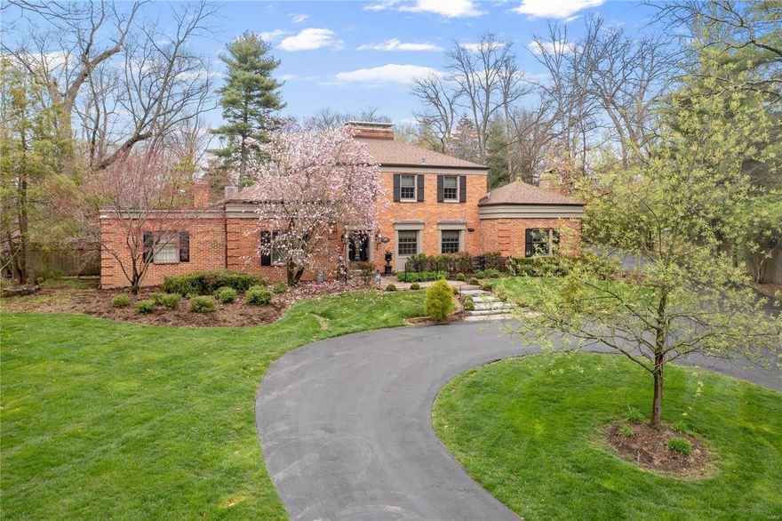 Beautiful Frederick Dunn home tucked away in a storied Ladue neighborhood.  This house has been beautifully updated and provides both chic indoor/outdoor living with separate one bedrm pool/guest house perfectly situated by pool and outdoor kitchen.  Find a main floor master with his/her baths, walk in closet, sitting rm, and gas fireplace.  The newer custom kitchen offers quartz, white cabinetry, built in stainless appliances, center island and gas fp in hearth rm.  Large dining rm gives way to a bright sunrm, family rm with fp, and private den with fireplace all opening to the back patio via large glass sliding doors.  2 bedrm suites and an open loft area complete the second floor.  The pool/guest house with kitchenette, full bath, bedrm and large rec rm is perfect for guests and outdoor entertaining as the glass doors fold to seamlessly connect you to the outdoors.  Owners have updated inside and out.  This is truly a special Ladue home in a great location.  One of a kind. Additional Rooms: Sun Room