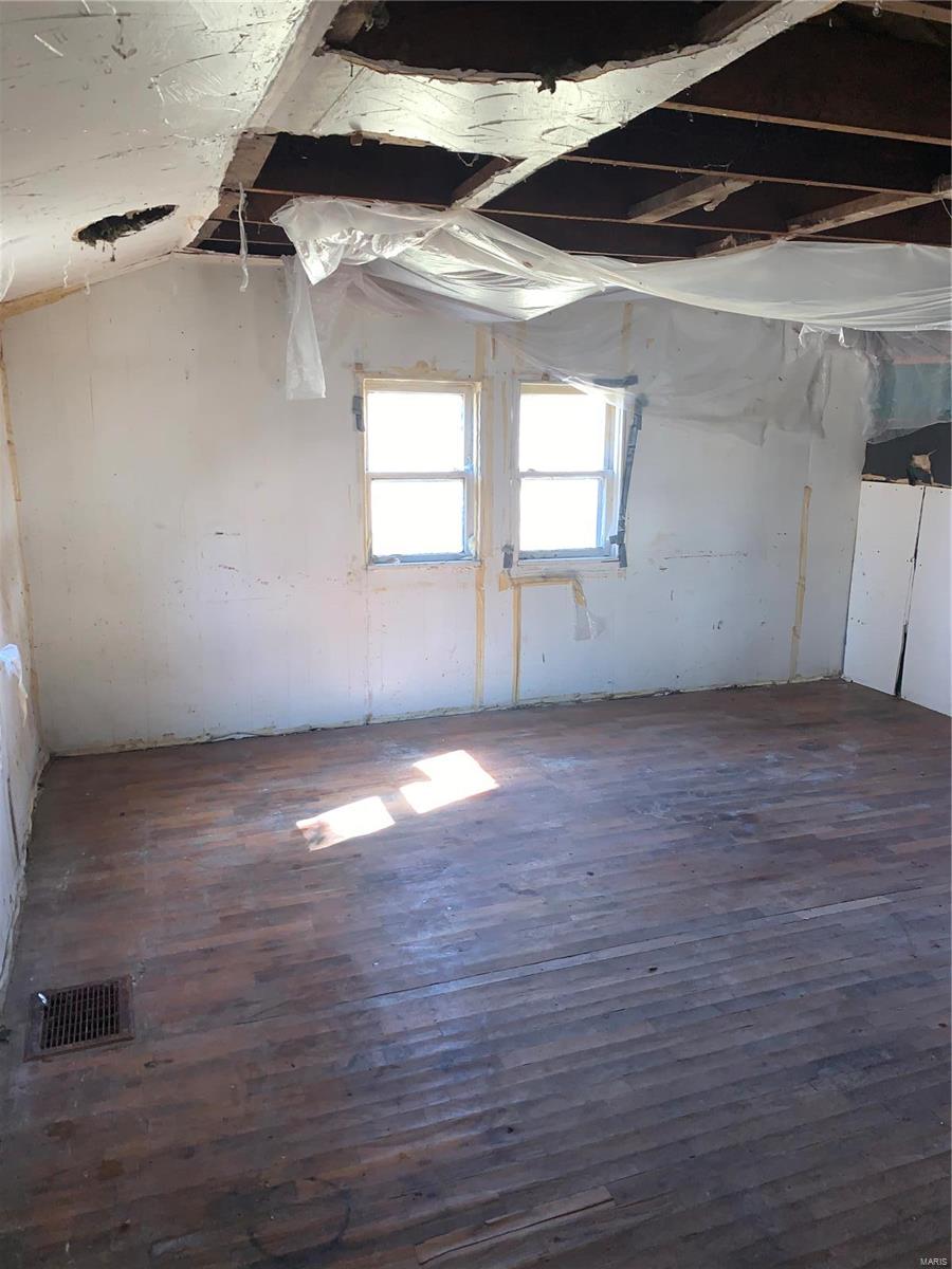 Larimore Acres - Residential