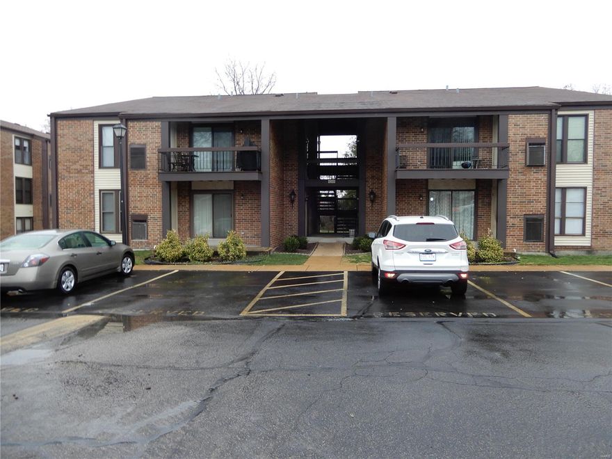 Super nice 2 bedroom 1 bathroom ground level condo, totally updated condo in a most convenient location of south county!  This unit has new kitchen cabinets, appliances,  flooring.  The bedrooms a very generous in size, with double closets in each.  Sliding glass door leads to concrete patio.  There is additional storage in the basement along with laundry room.  Very reasonable condo Fee $200 includes water and sewer and pool! Taxes are low as well at $892.  All electric unit, very low average electric bill. Location: Ground Level