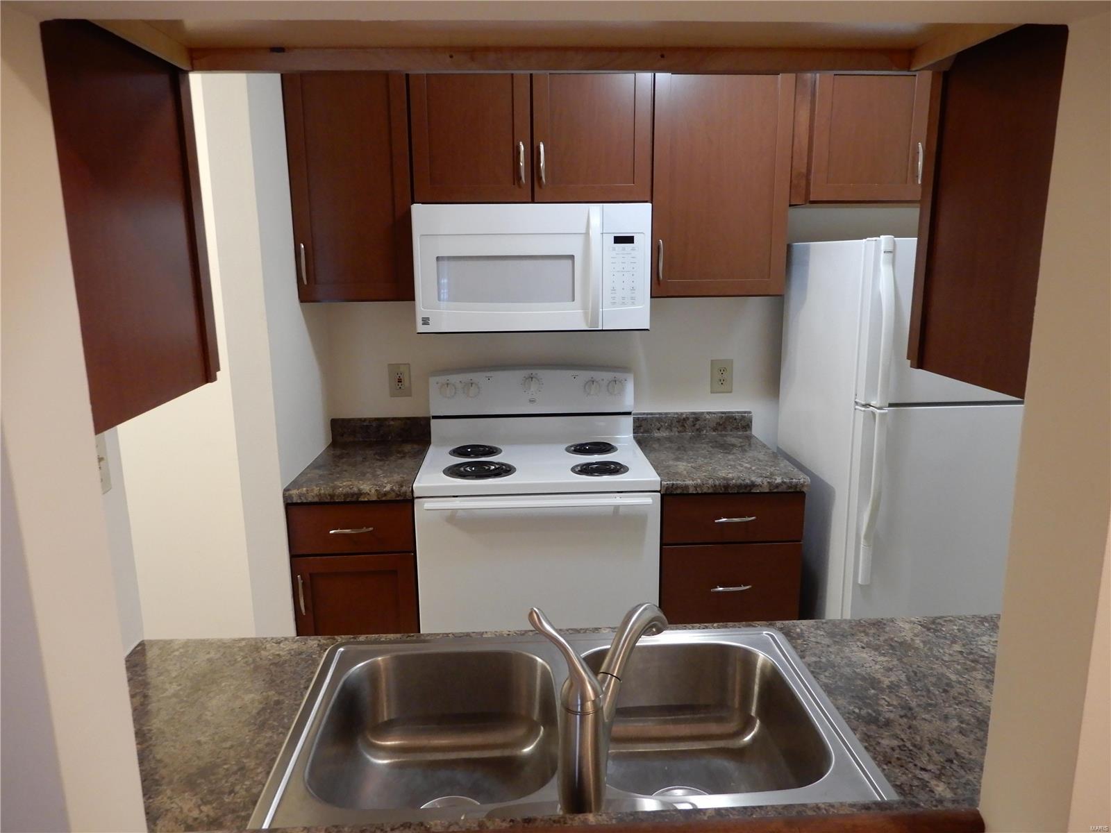 Blackwoods Chalet Condo - Residential