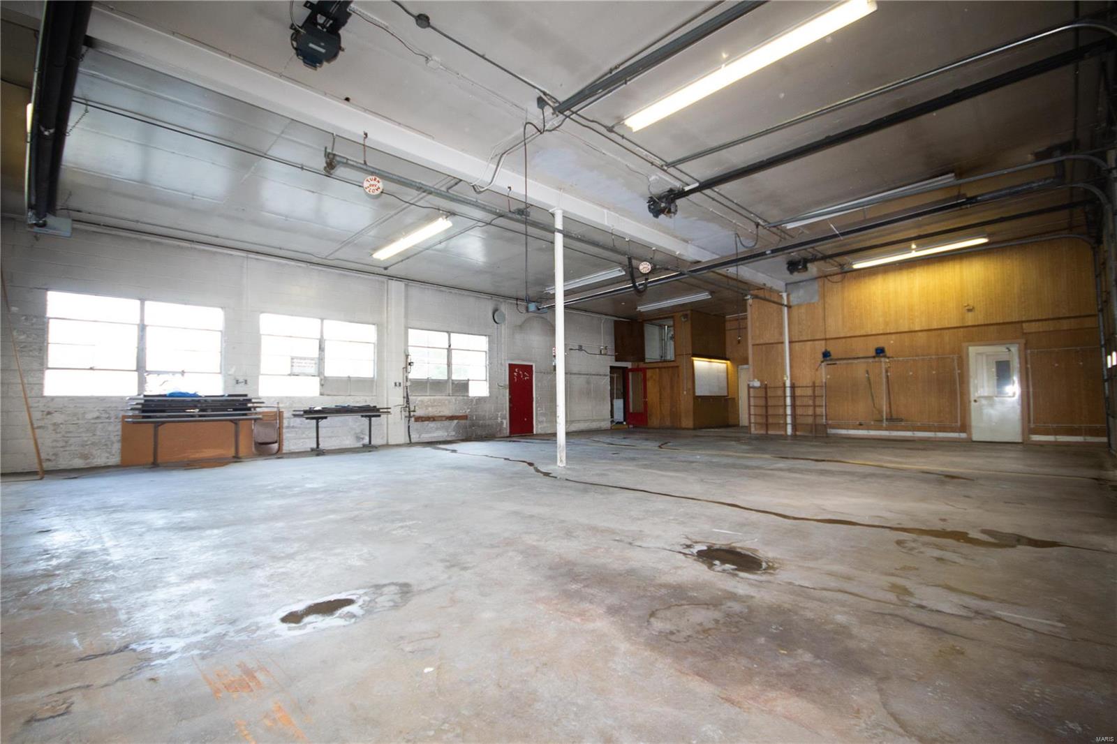 NONE - Commercial Sale