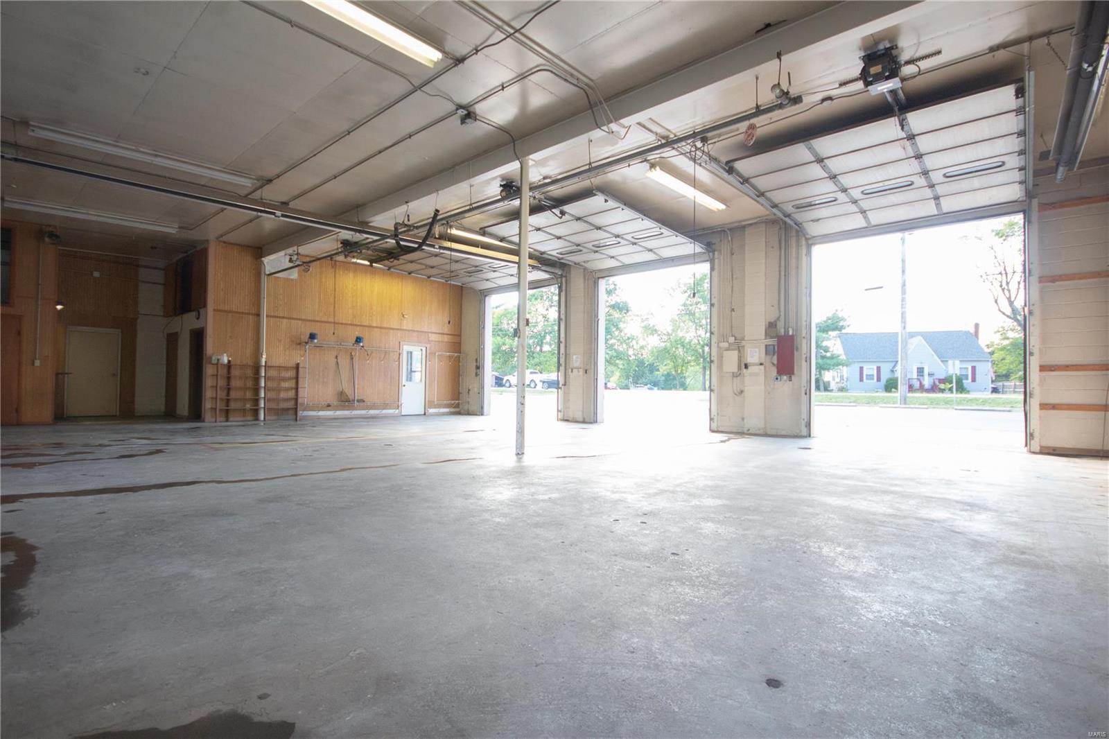 NONE - Commercial Sale