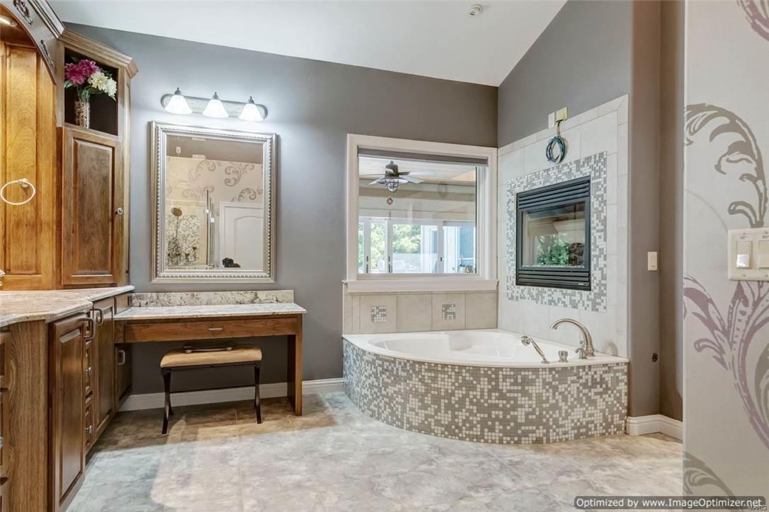 Manors At Oakbrook Estate - Residential