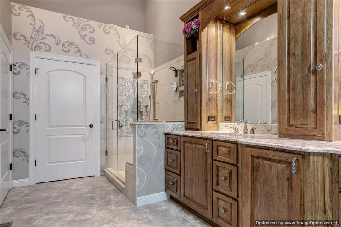 Manors At Oakbrook Estate - Residential