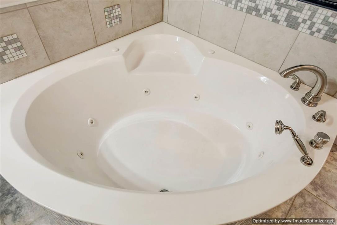 Manors At Oakbrook Estate - Residential