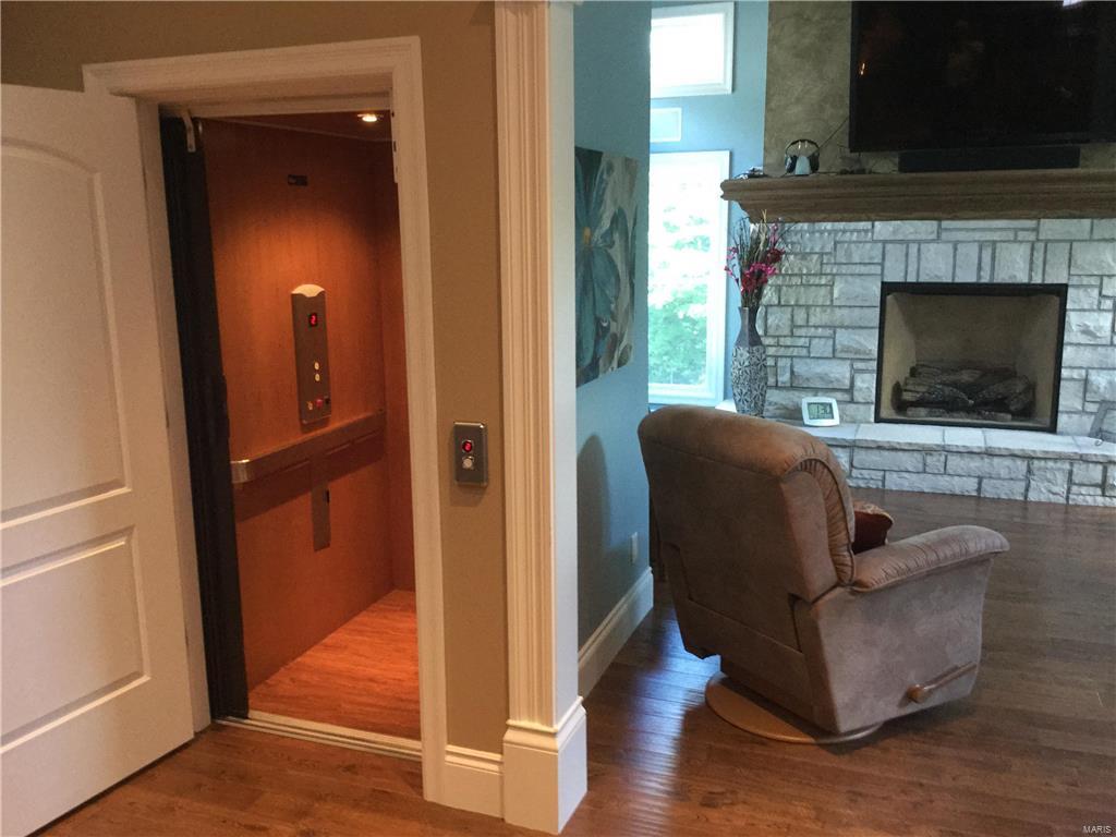 Manors At Oakbrook Estate - Residential