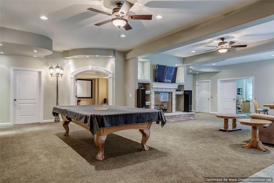 Manors At Oakbrook Estate - Residential