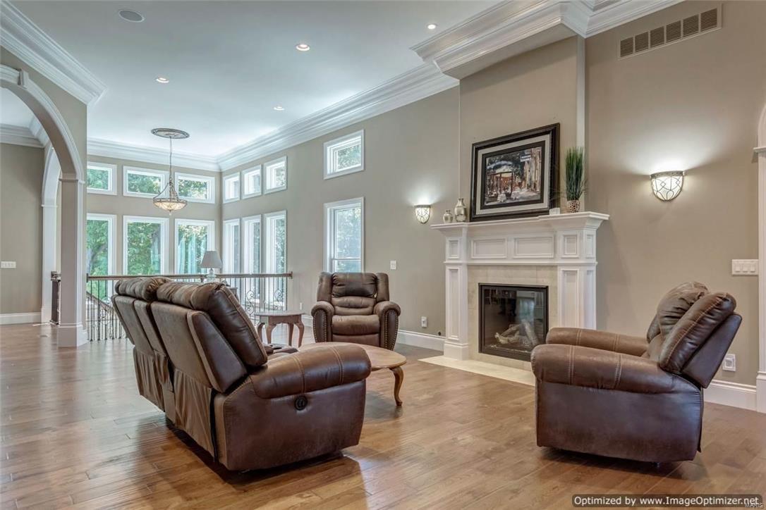 Manors At Oakbrook Estate - Residential