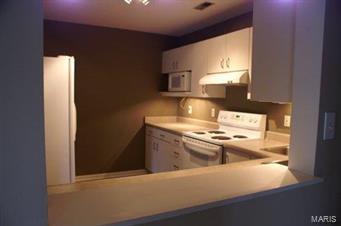 Brentwood Forest Condo Ph Six - Residential