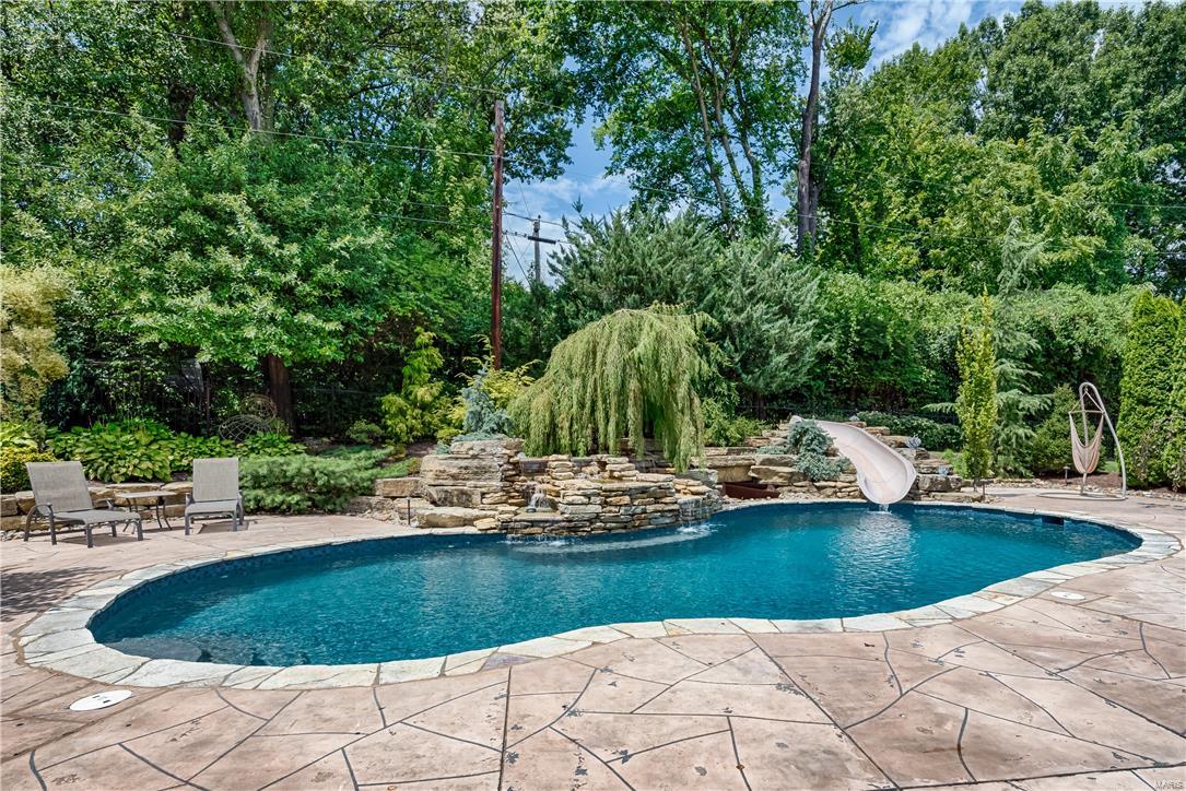 Lynnbrook - Residential