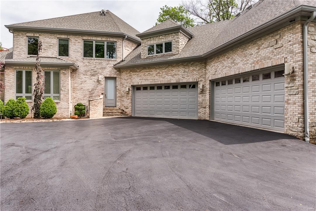 Lynnbrook - Residential