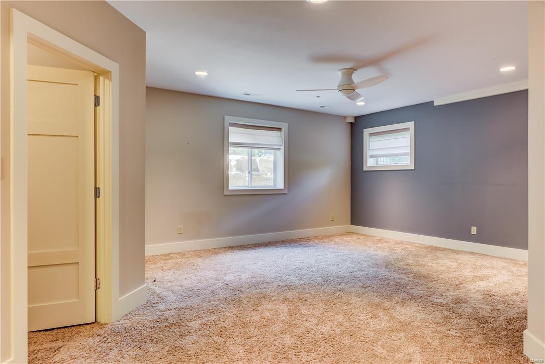 Lynnbrook - Residential