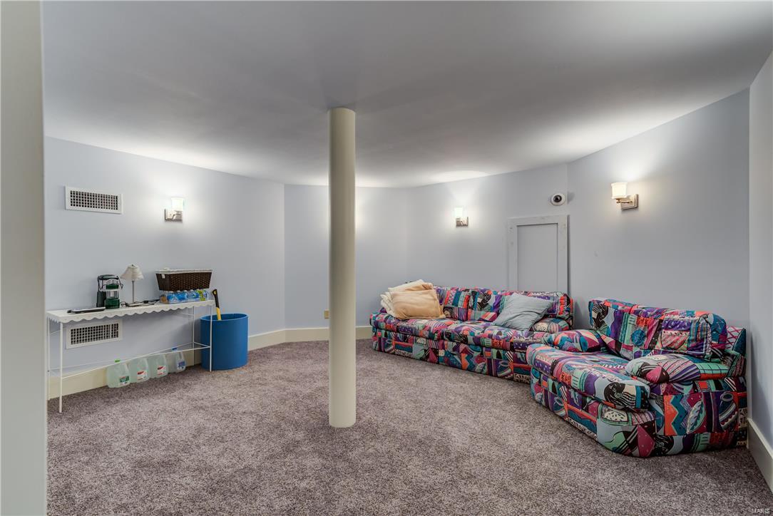 Lynnbrook - Residential