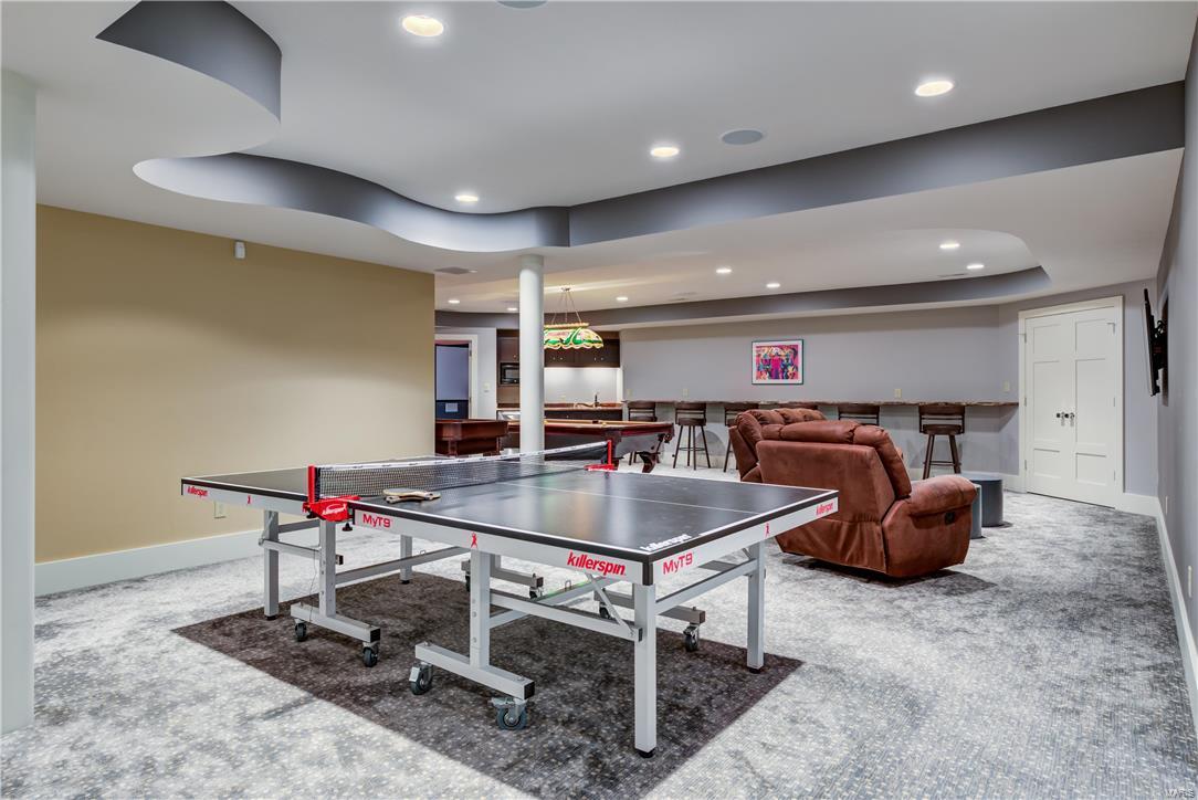 Lynnbrook - Residential