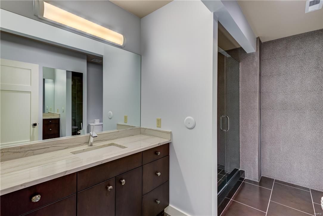 Lynnbrook - Residential