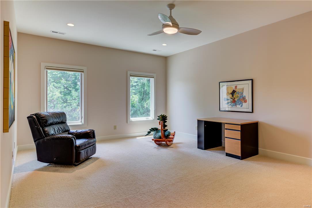 Lynnbrook - Residential