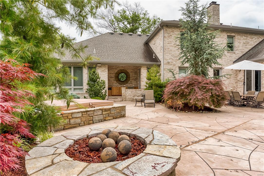 Lynnbrook - Residential