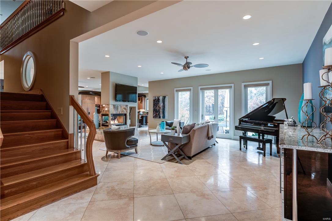 Lynnbrook - Residential