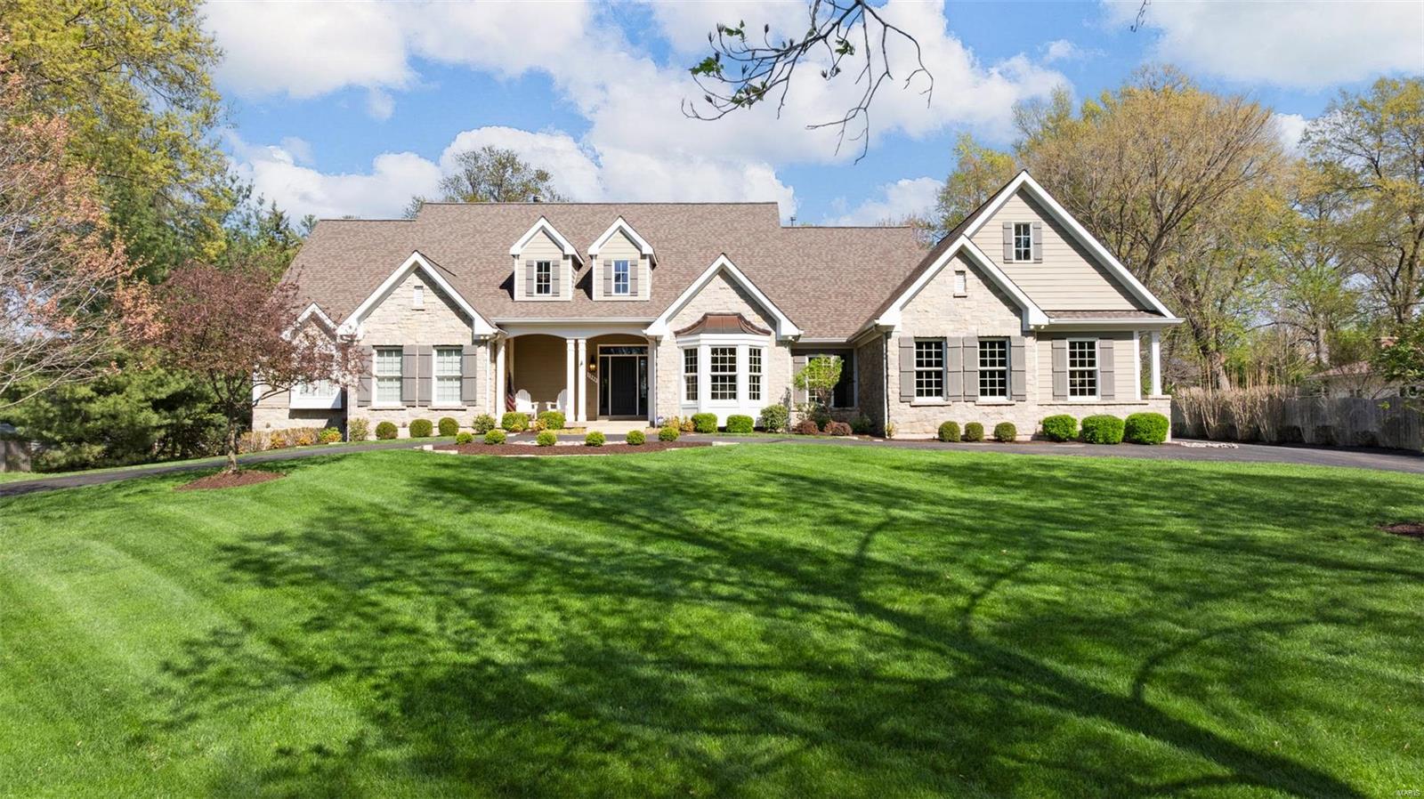 St Louis, Missouri 63122, United States, 5 Bedrooms Bedrooms, ,5 BathroomsBathrooms,Residential,Active,116337