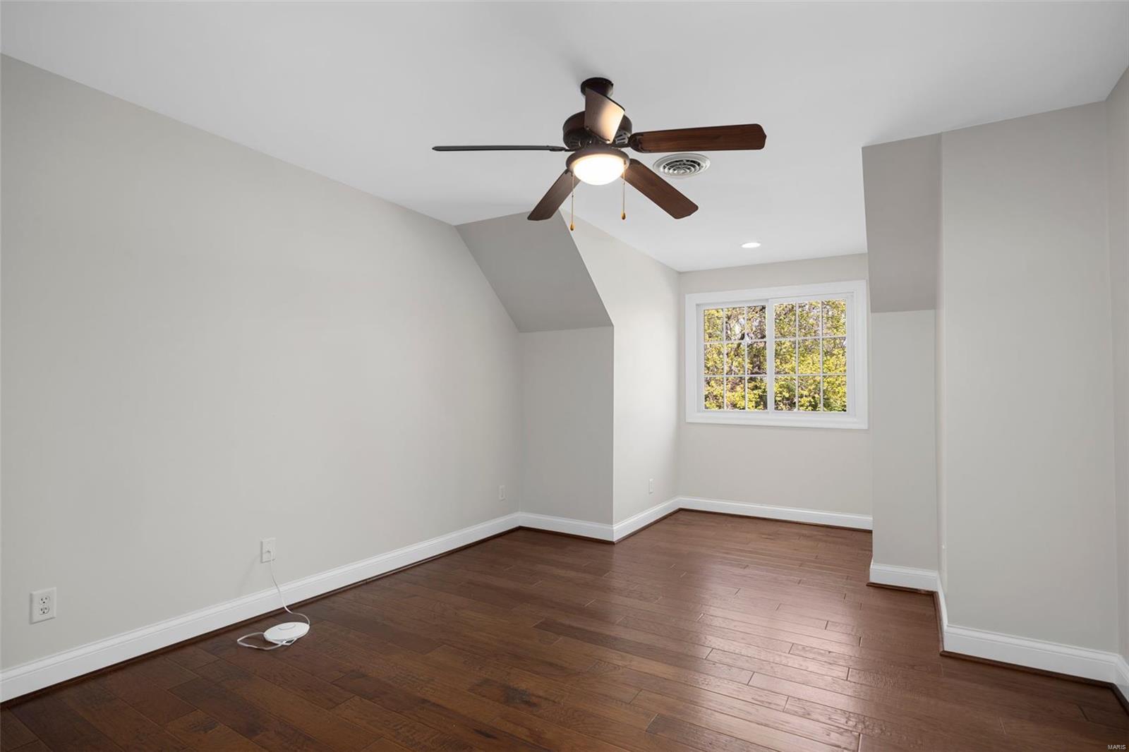 St Louis, Missouri 63122, United States, 5 Bedrooms Bedrooms, ,5 BathroomsBathrooms,Residential,Active,116337