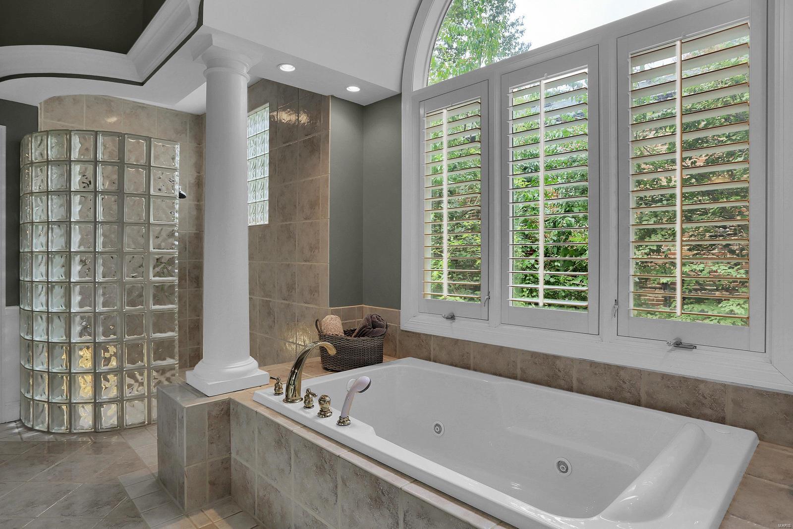 Treebrook Lane - Residential