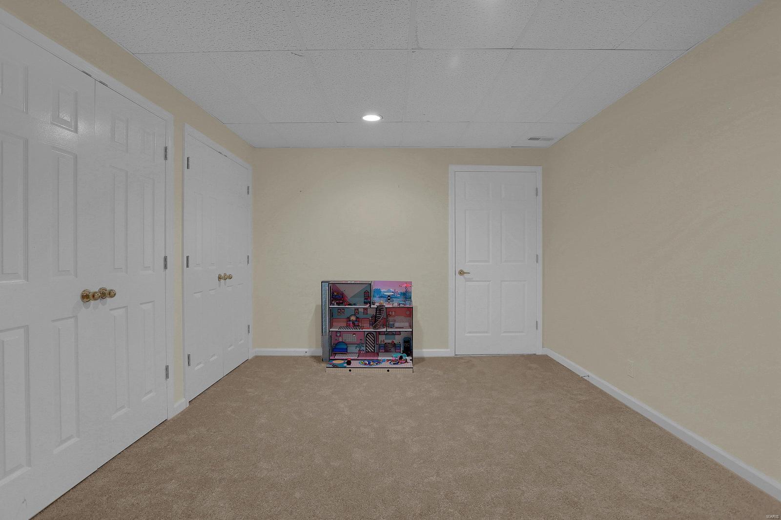 Treebrook Lane - Residential