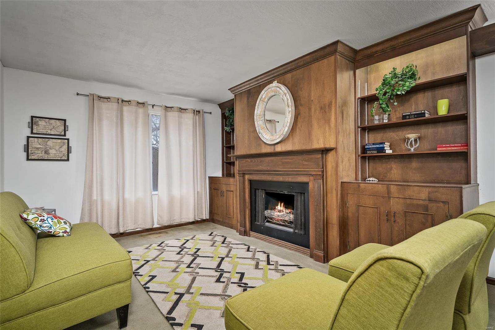 Carriage House Manor Condo Ph - Residential